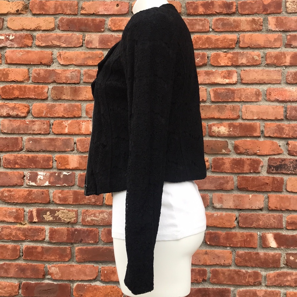 Black Lace Dress Jacket with zipper - Picture 5 of 7